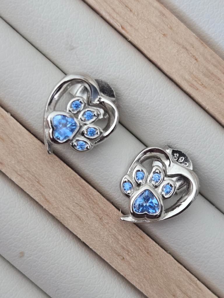 925 Sterling Silver Blue Paw Print Heart Stud Earrings Cat Dog Lover S925