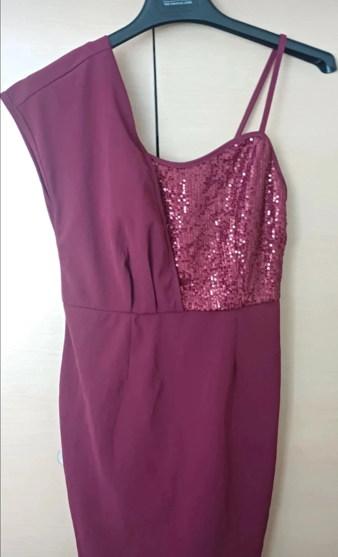 Shein Contrast Sequin Asymmetrical Neck Bodycon Dress