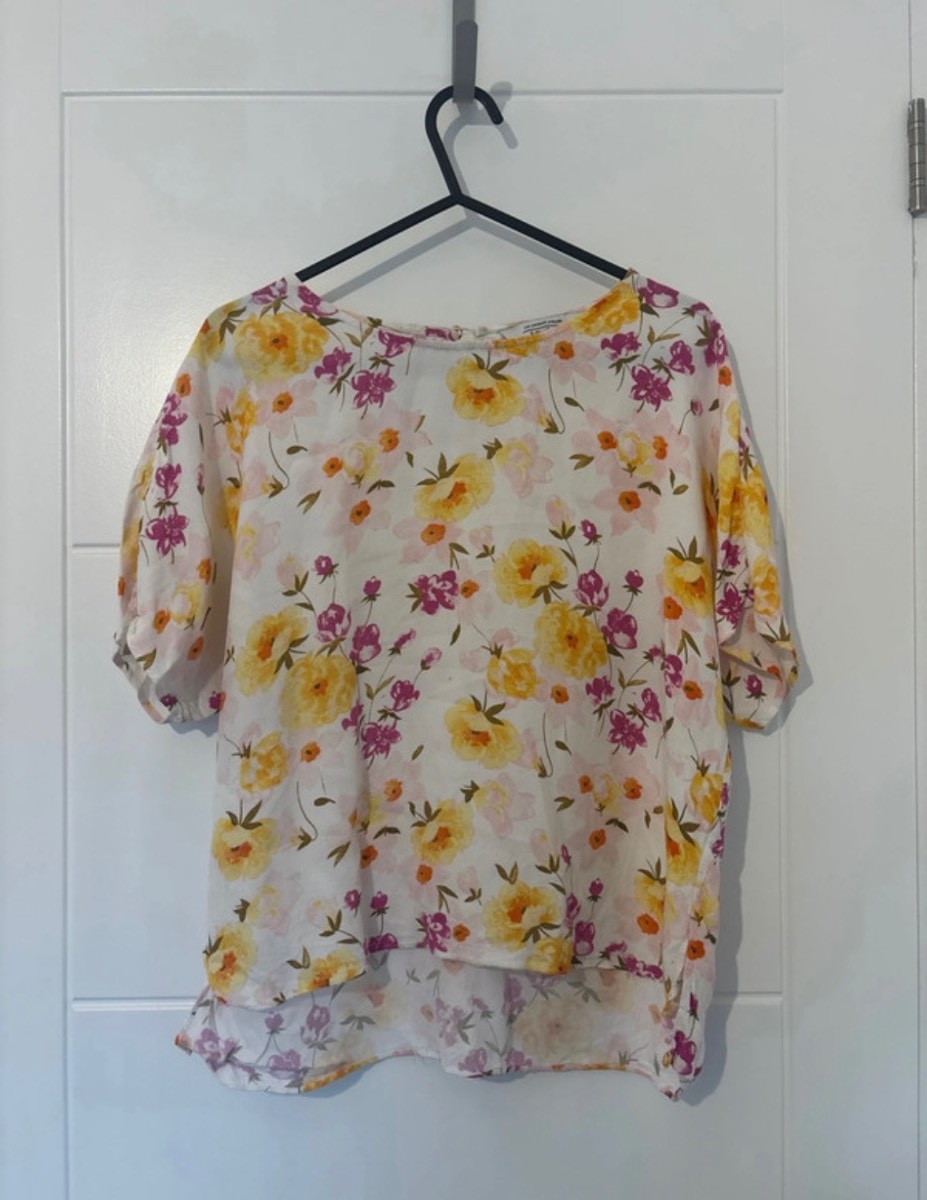 & Other Stories Floral High-Low Watercolor Summer Blouse Top Cottagecore Boho Hippie Summer