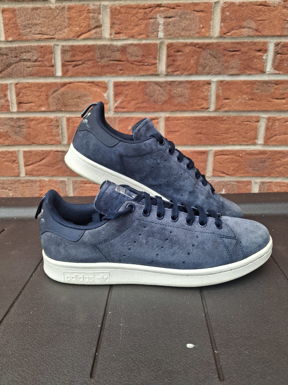 Adidas Stan Smiths Trainers UK Size 7 Navy Suede