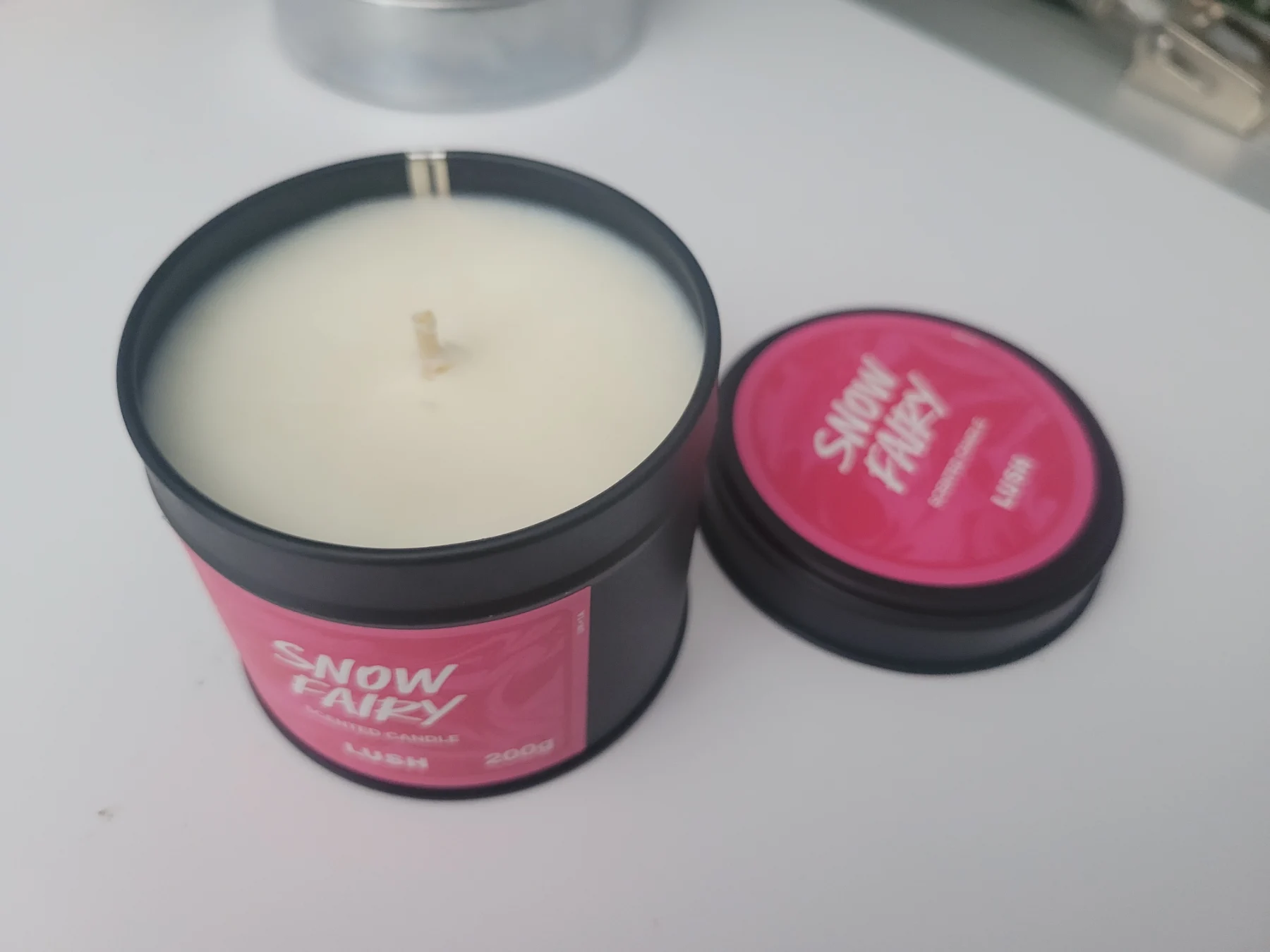 Lush  Snow fairy scented 200g candle new