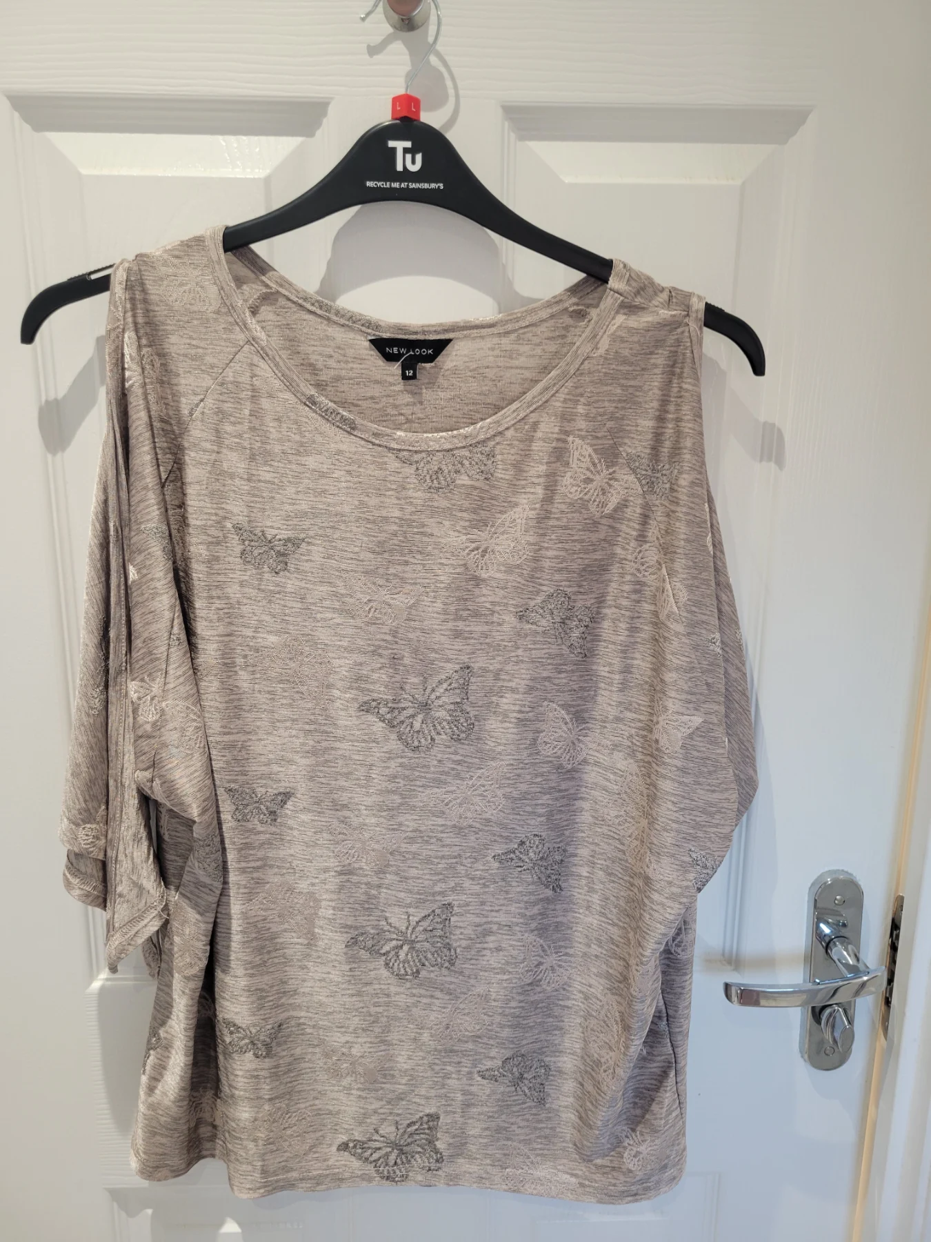New look cold shoulder top size 12  Great condition