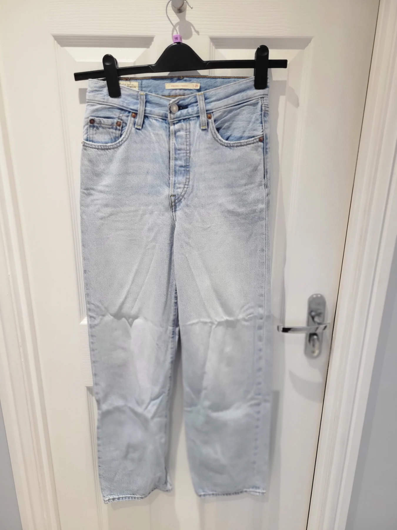 Light blue levis w26 leg 28