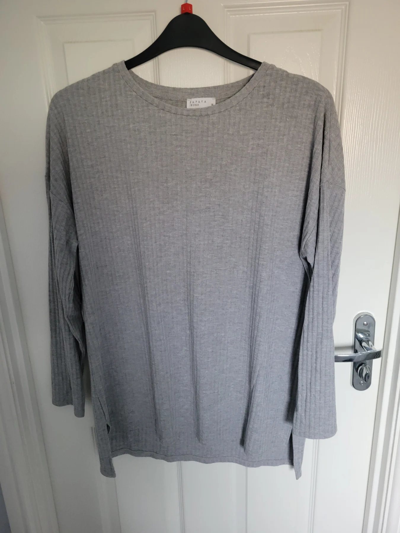 Grey longline top size 16