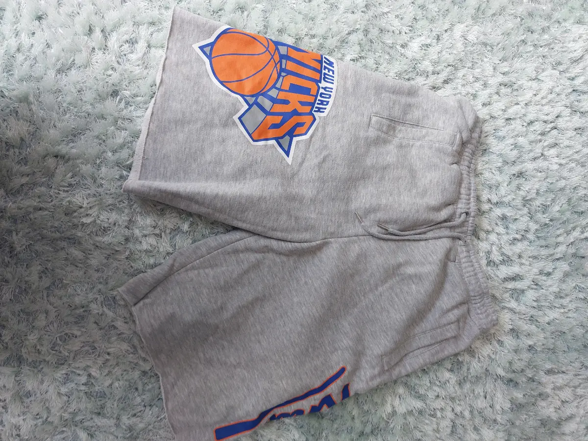 Basketball shorts