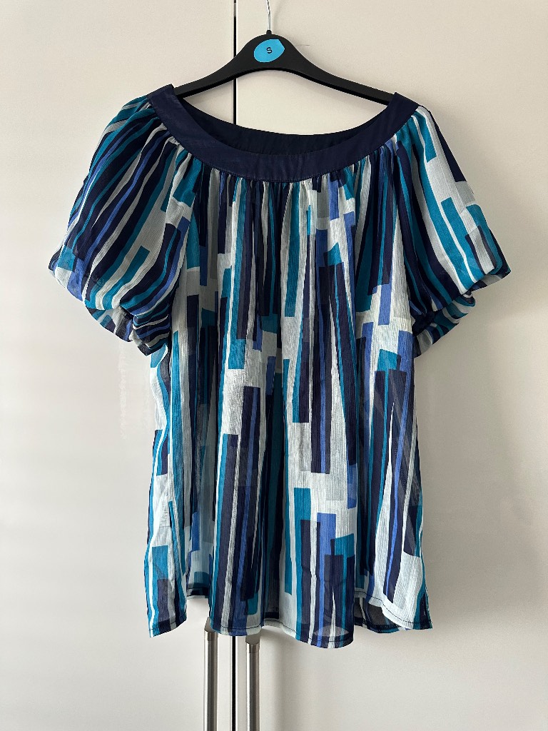 Amaranto Blue and White Striped Round Neck Summer Blouse Size 12