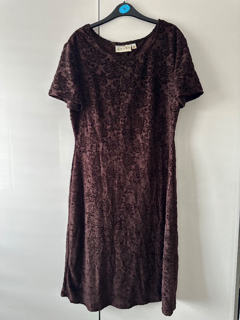 Award Brown flower dress size M