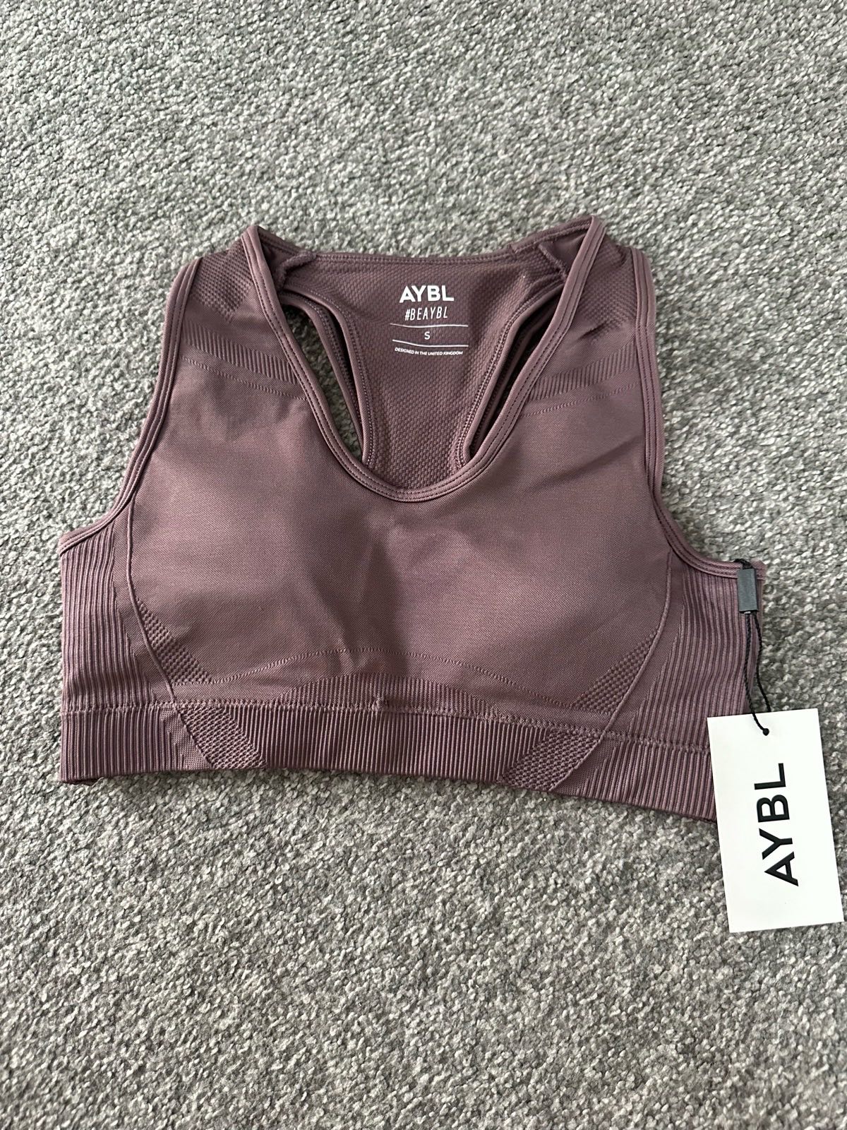 AYBL brand new balance V3 seamless sports bra mauve size s