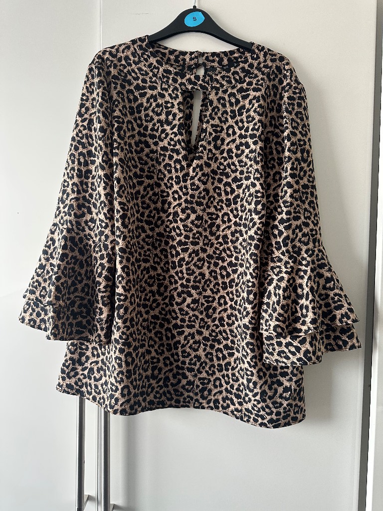 F&F leopard print long sleeve blouse size 12