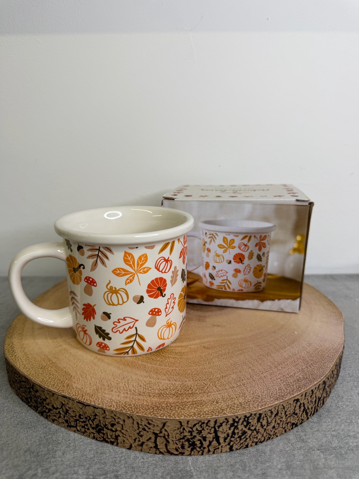 Autumn Leaves & Pumpkins Ceramic Mug Autumnal Decor
