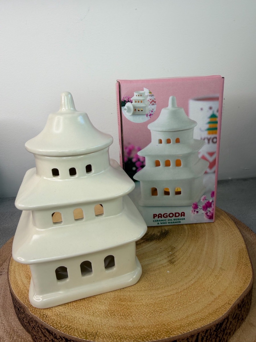 PAGODA SHAPED OIL BURNER AND WAX WARMER
