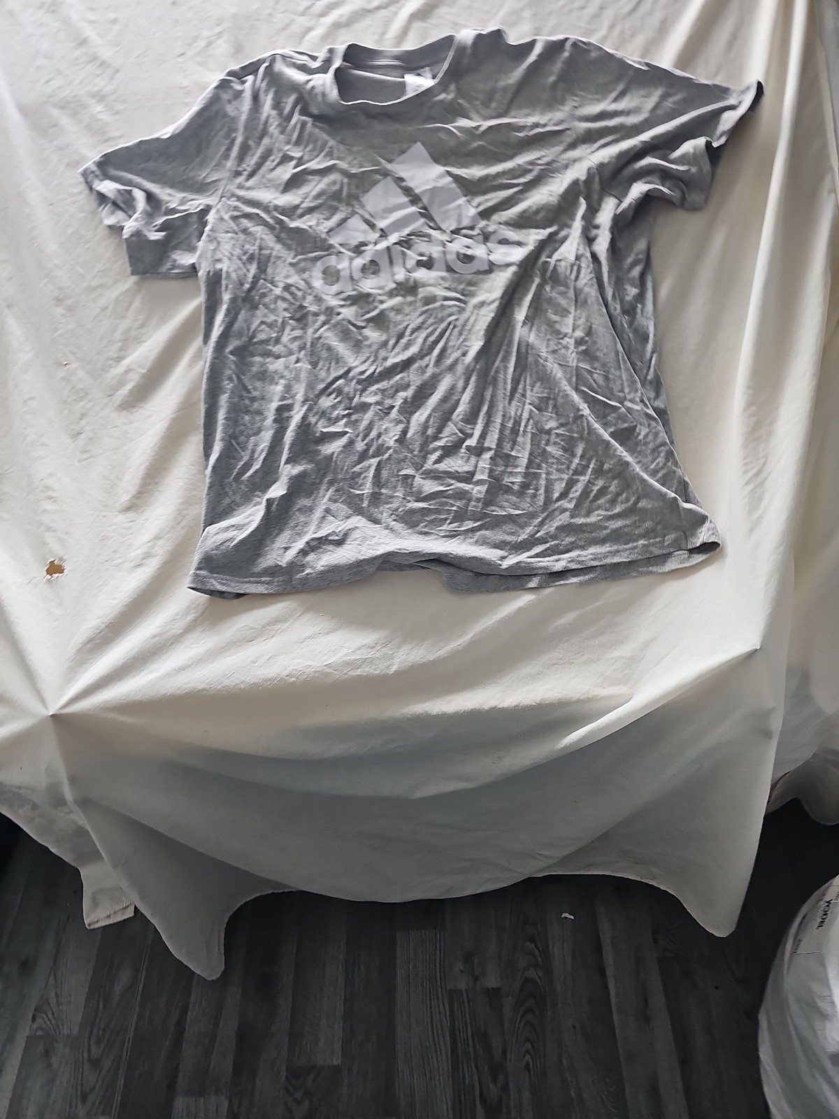Adidas Heather Grey Graphic T-Shirt - 2XL 226