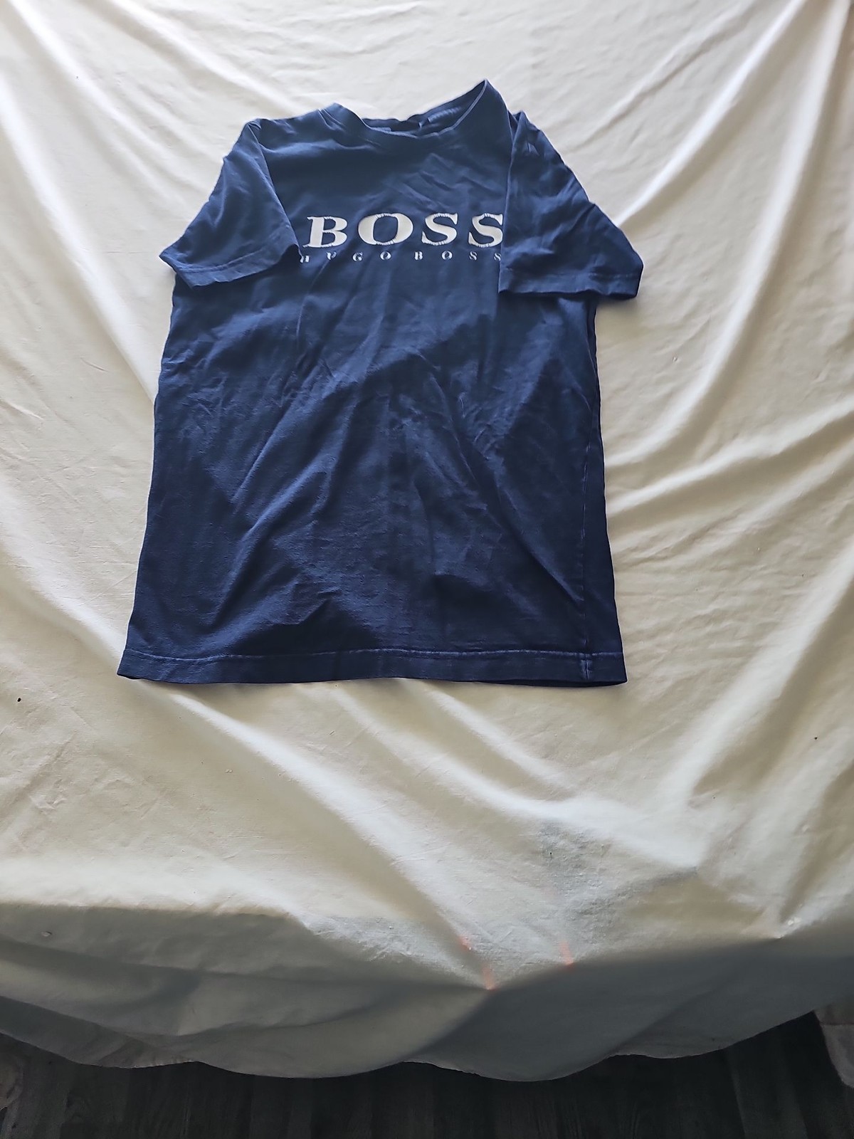 Hugo Boss Navy Blue Graphic T-Shirt with White Logo size L 316