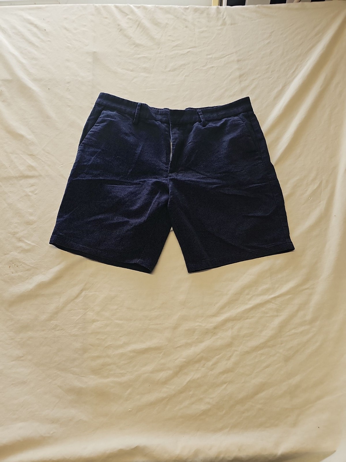 Burton Menswear Navy Textured Micro-Dot Chino Shorts Size 34 392
