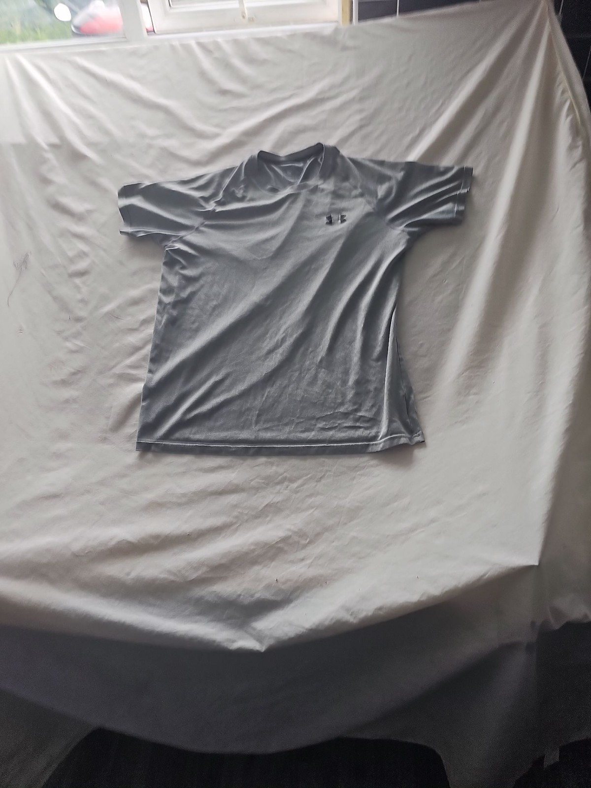 Under Armour Men's HeatGear Grey Short Sleeve Performance Training Shirt 370