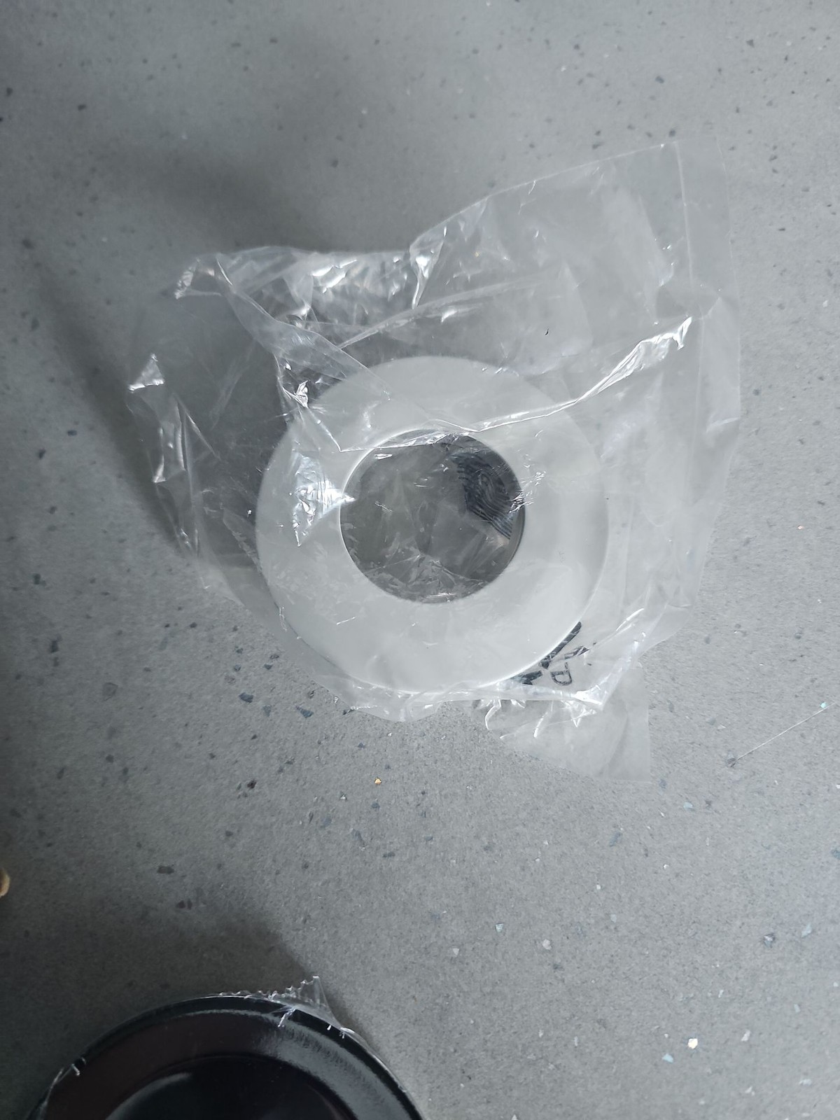 Chrome Finish Circular Escutcheon Plate for Plumbing Fixtures