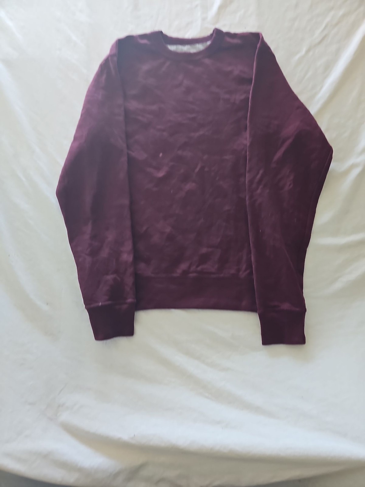 Champion Authentic Maroon Crewneck Sweatshirt - Size Small 281