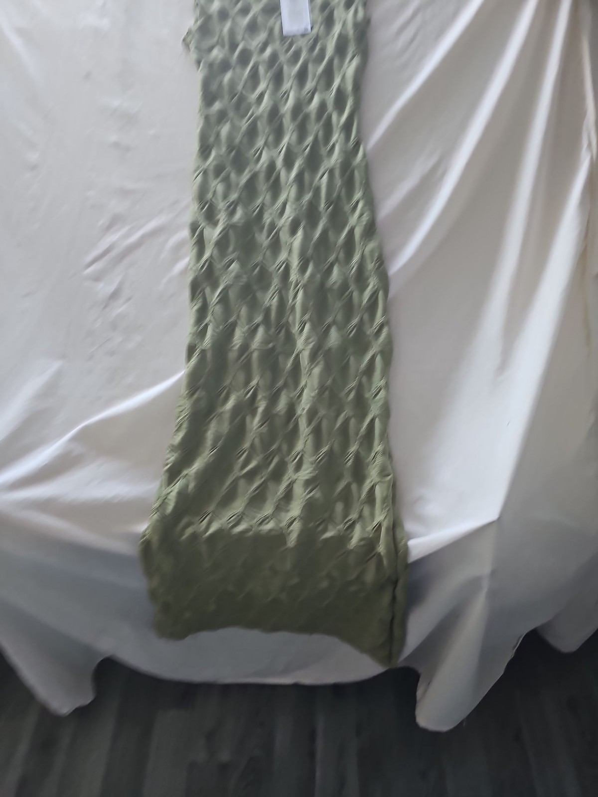 VILA Sage Green Textured Popcorn Maxi Dress size s 237