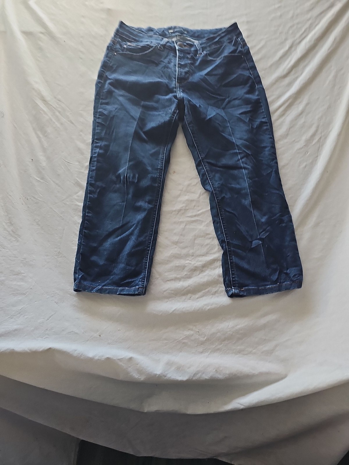 Lee Easy Fit Dark Wash Cropped Denim Jeans 369
