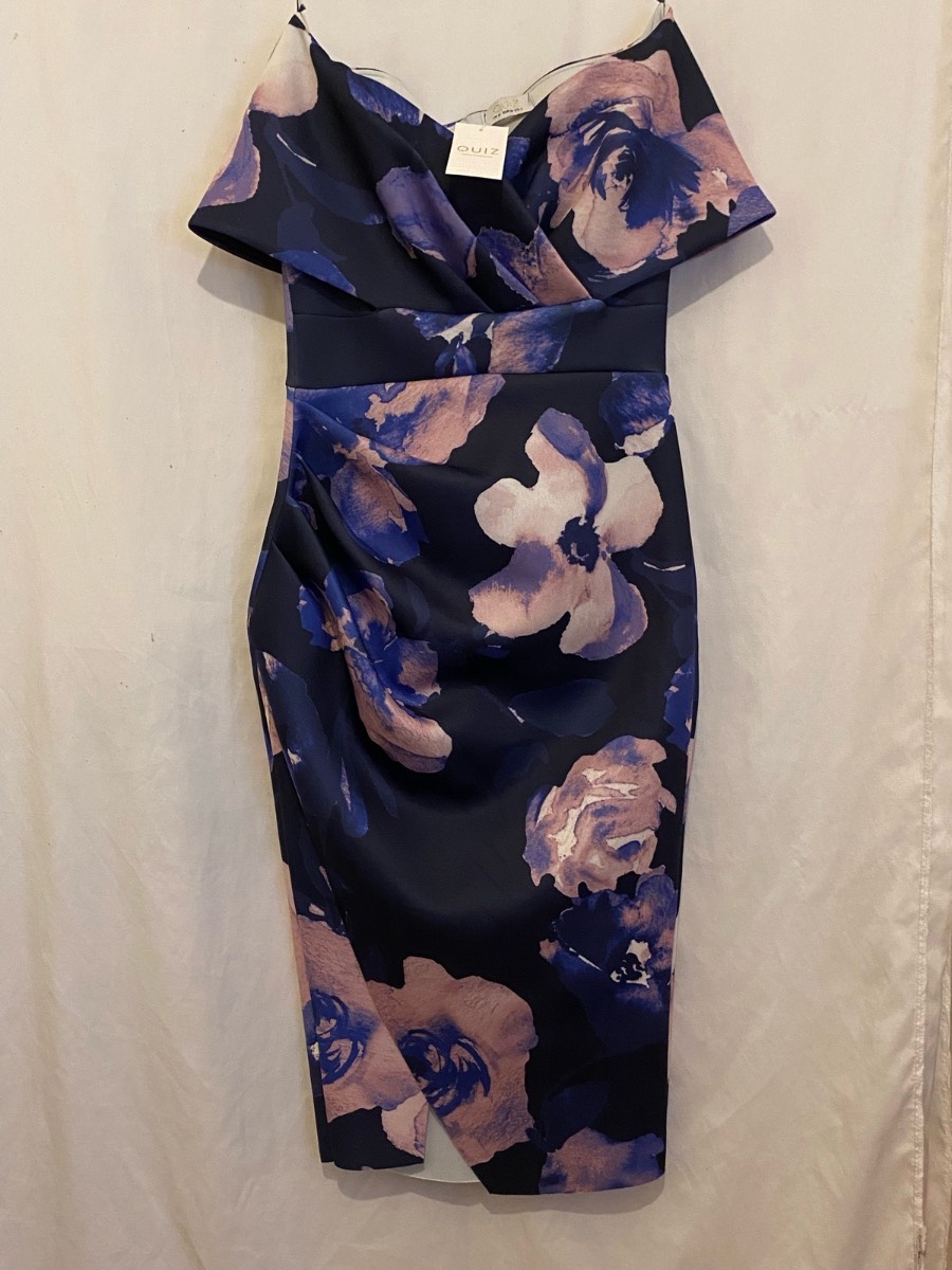 Quiz dress size 6