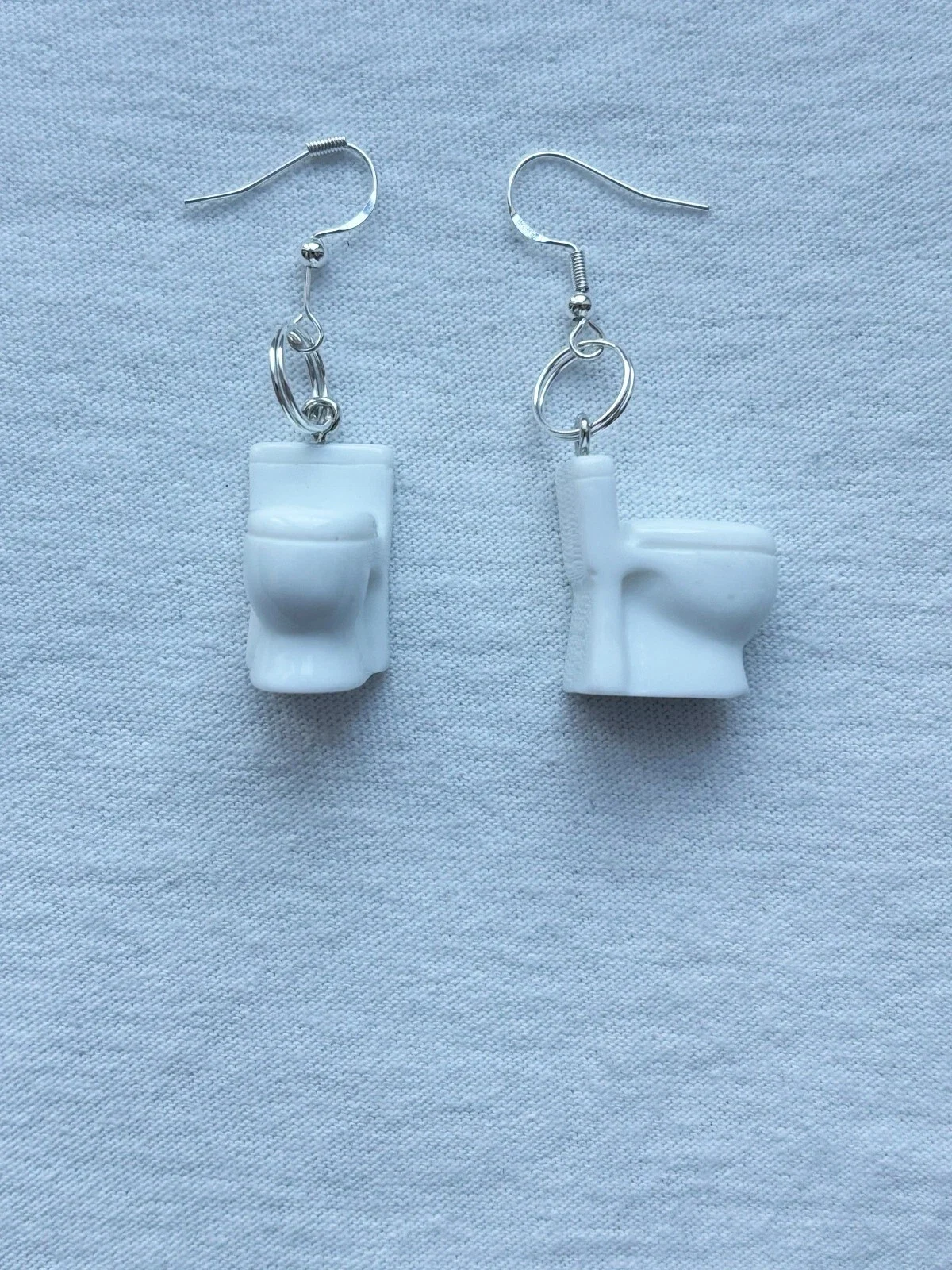 3d Toilet Novelty earrings | funny fancy dress novelty 80s 90s comedy