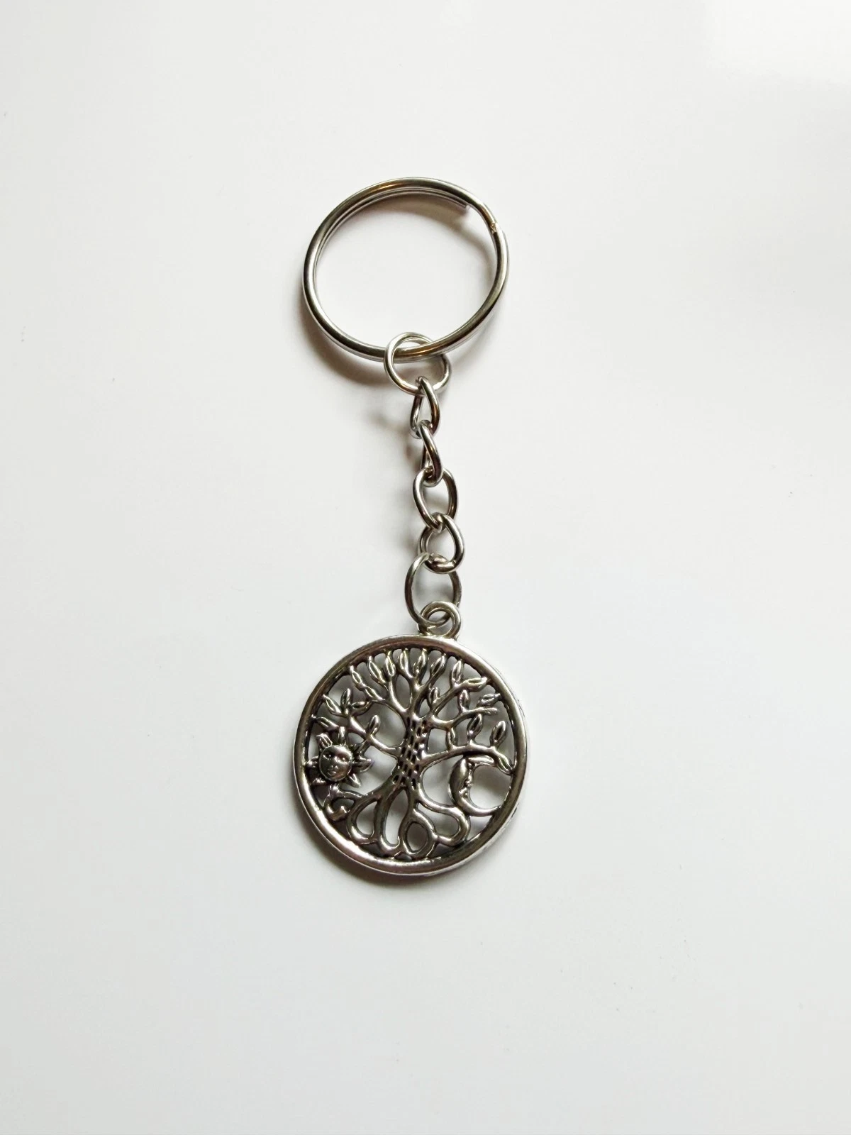 Silver Circle Tree Keyring / Keychain - Forest Nature Spiritual Healing