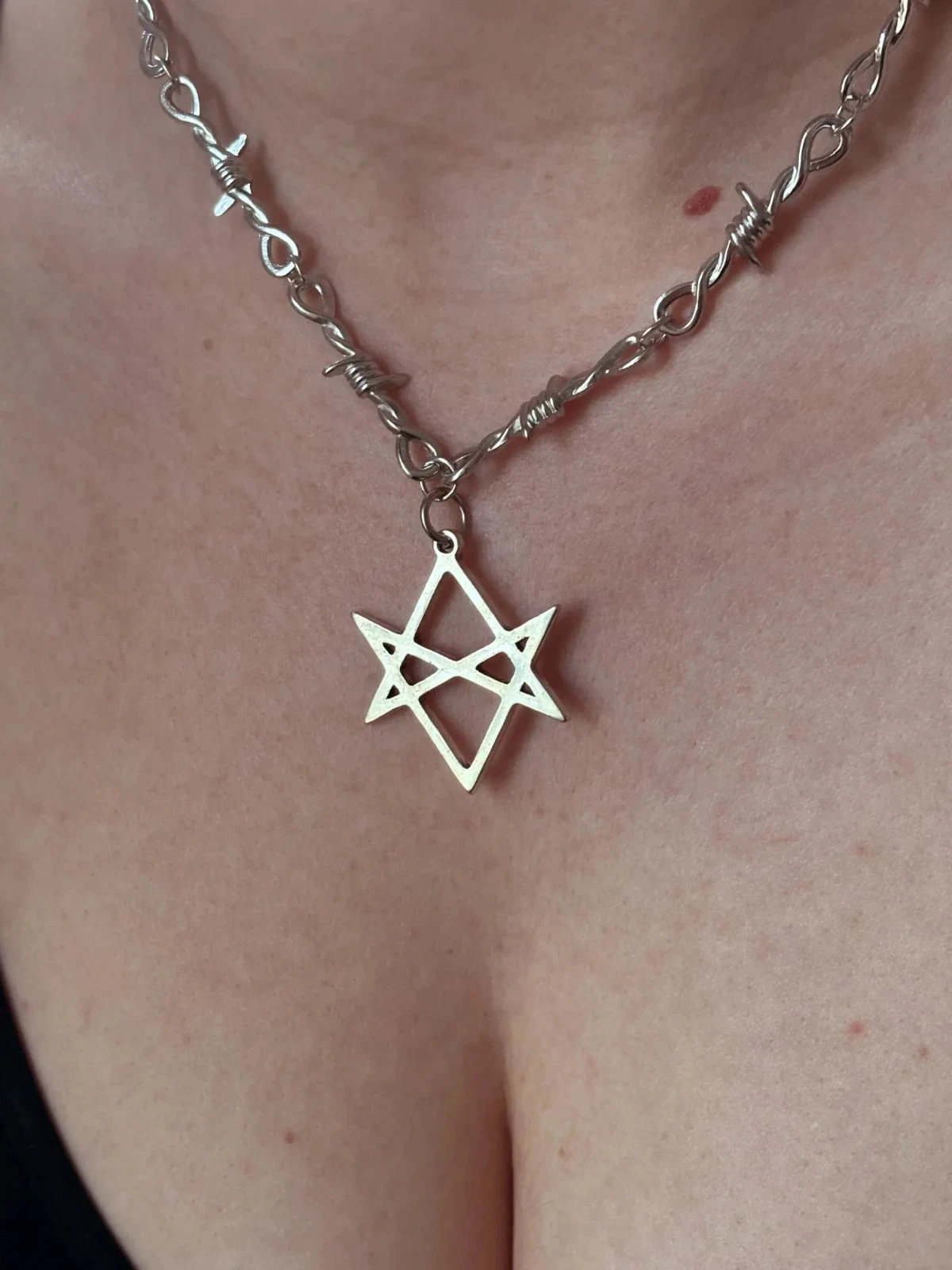BMTH Barbed Wire Silver Hexagram Necklace | Metal Rock Mosh Emo