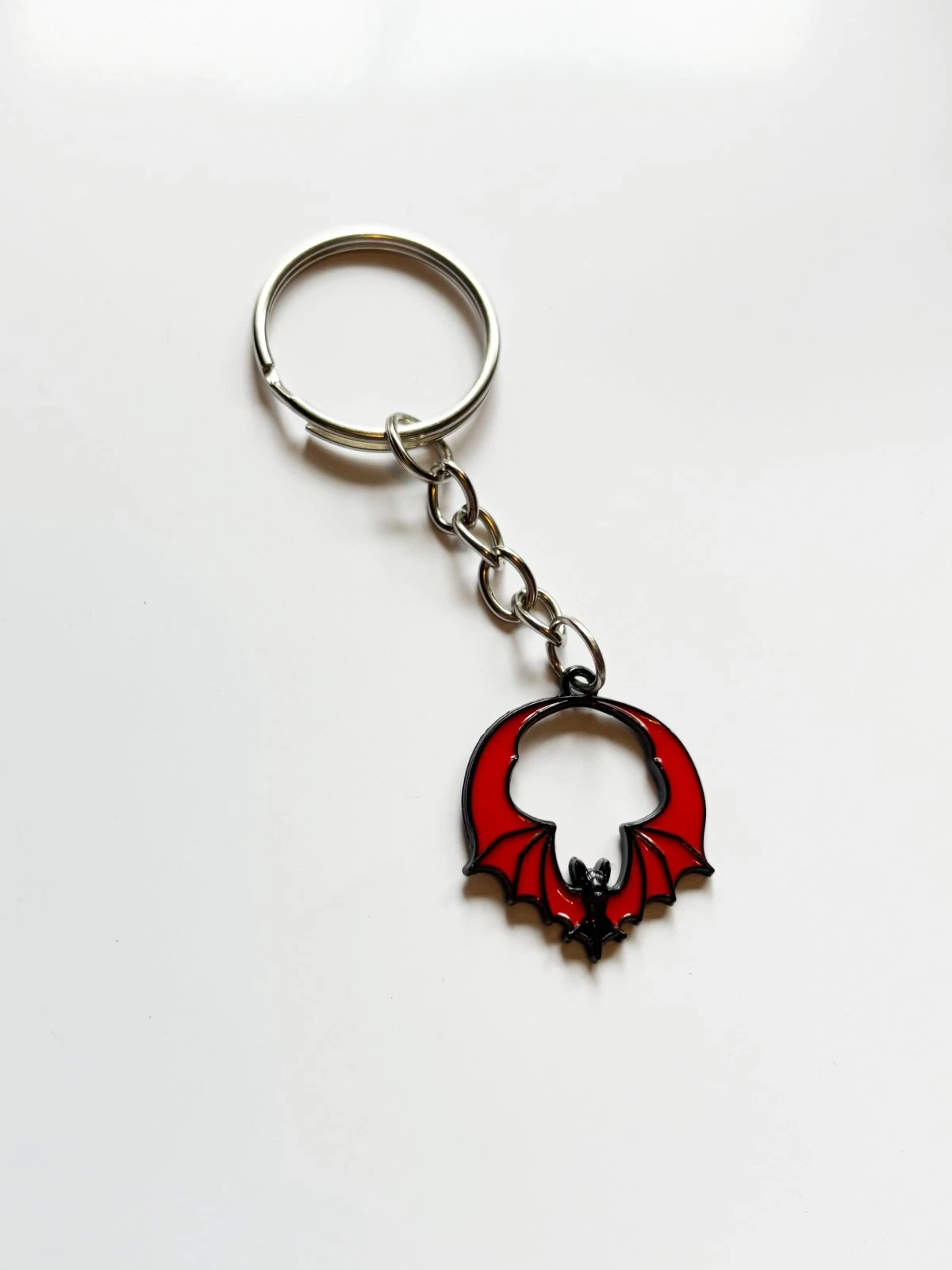 Red Circle Bat Silver Keyring / Keychain - Goth Emo Alt Tattoo Punk Metal