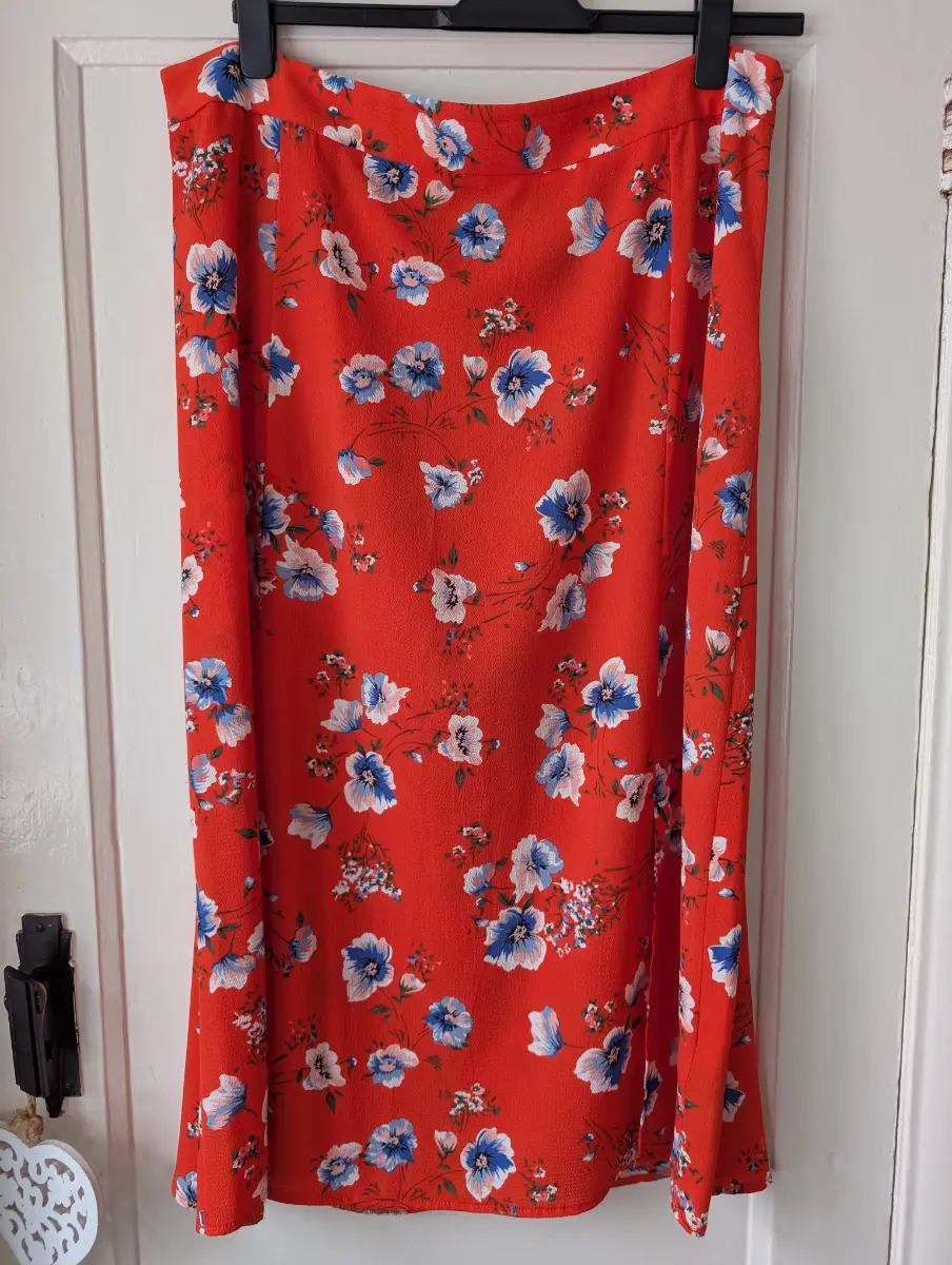 Ladies Redherring summer skirt size 18