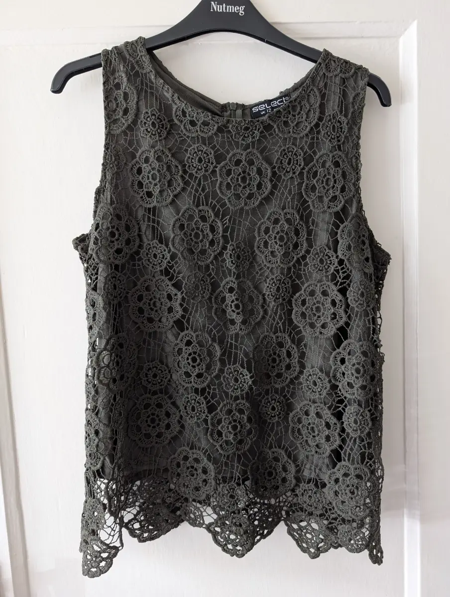 ladies crochet style top size 12
