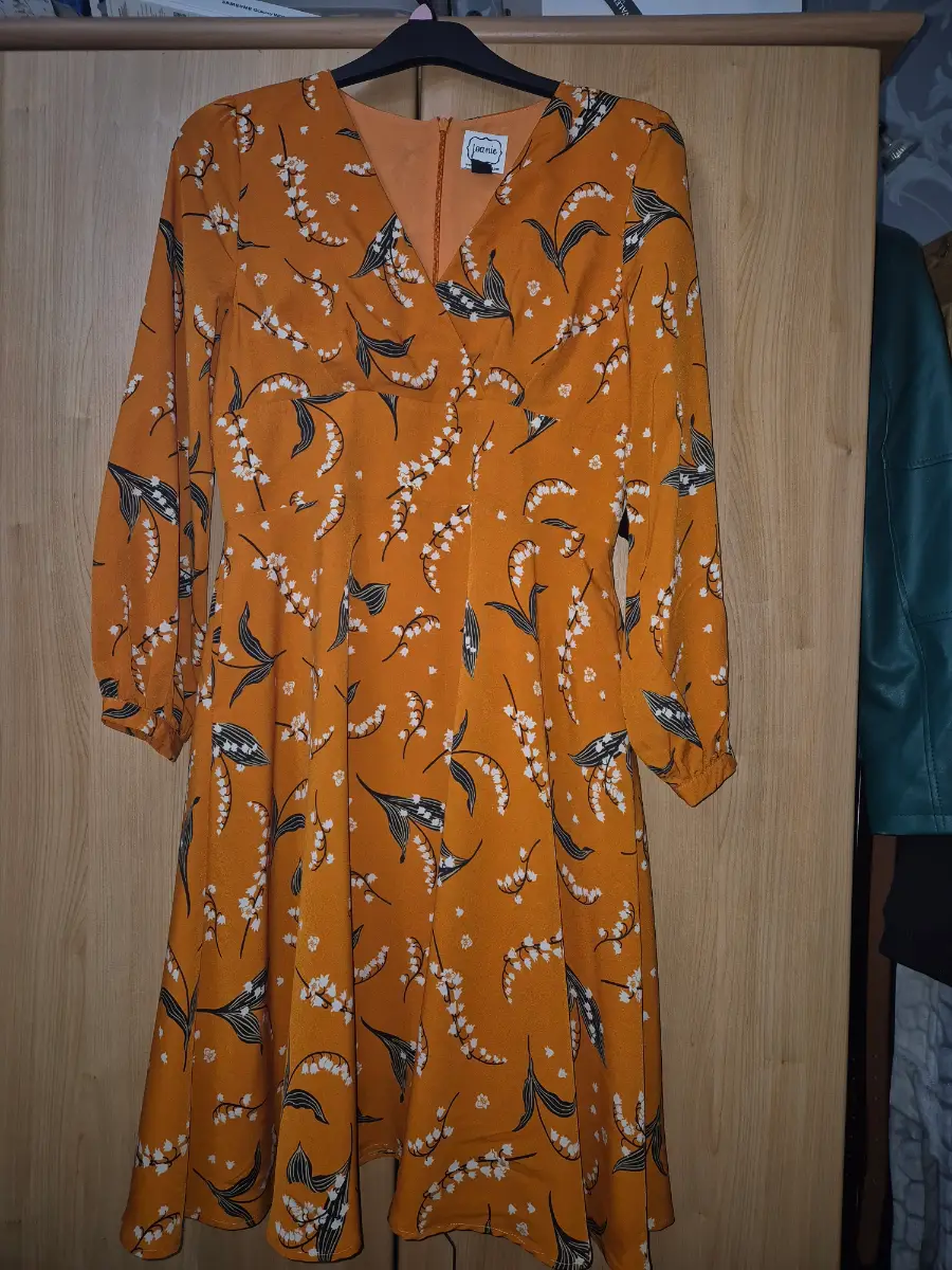 Ladies Joanie tea dress