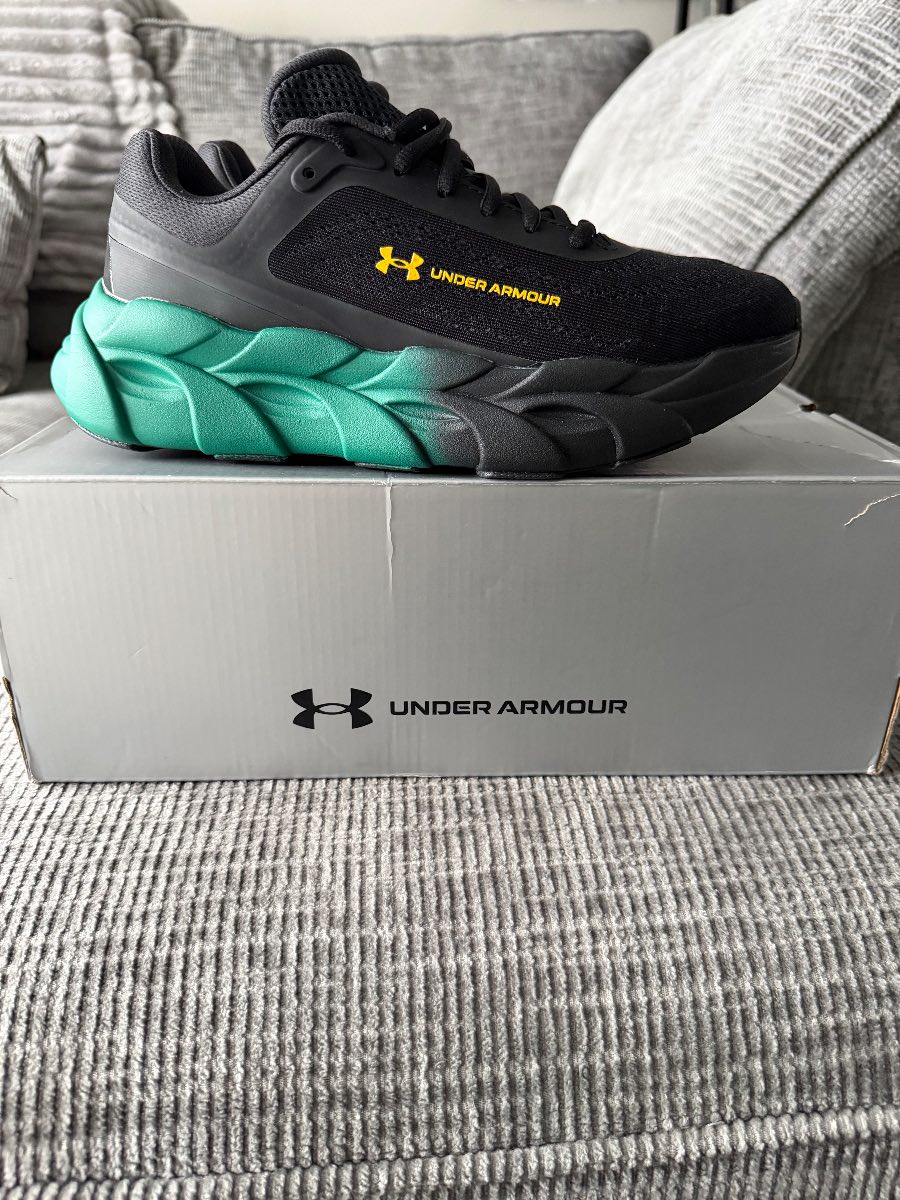 Under armour halo trainers