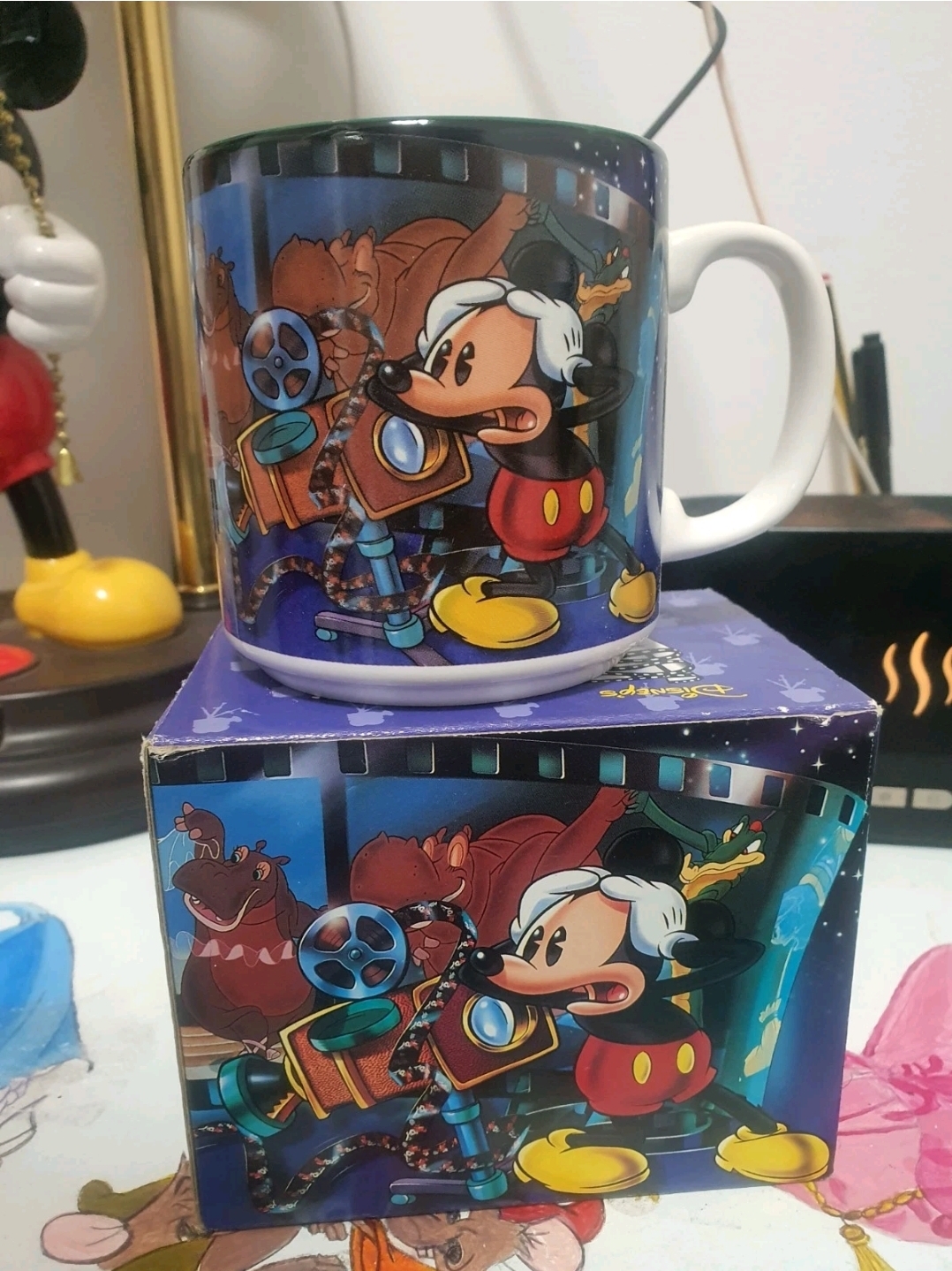 DISNEY STORE MICKEY MOUSE FANTASIA FILM STRIP CLASSICS MUG VERY RARE BRAND NEW