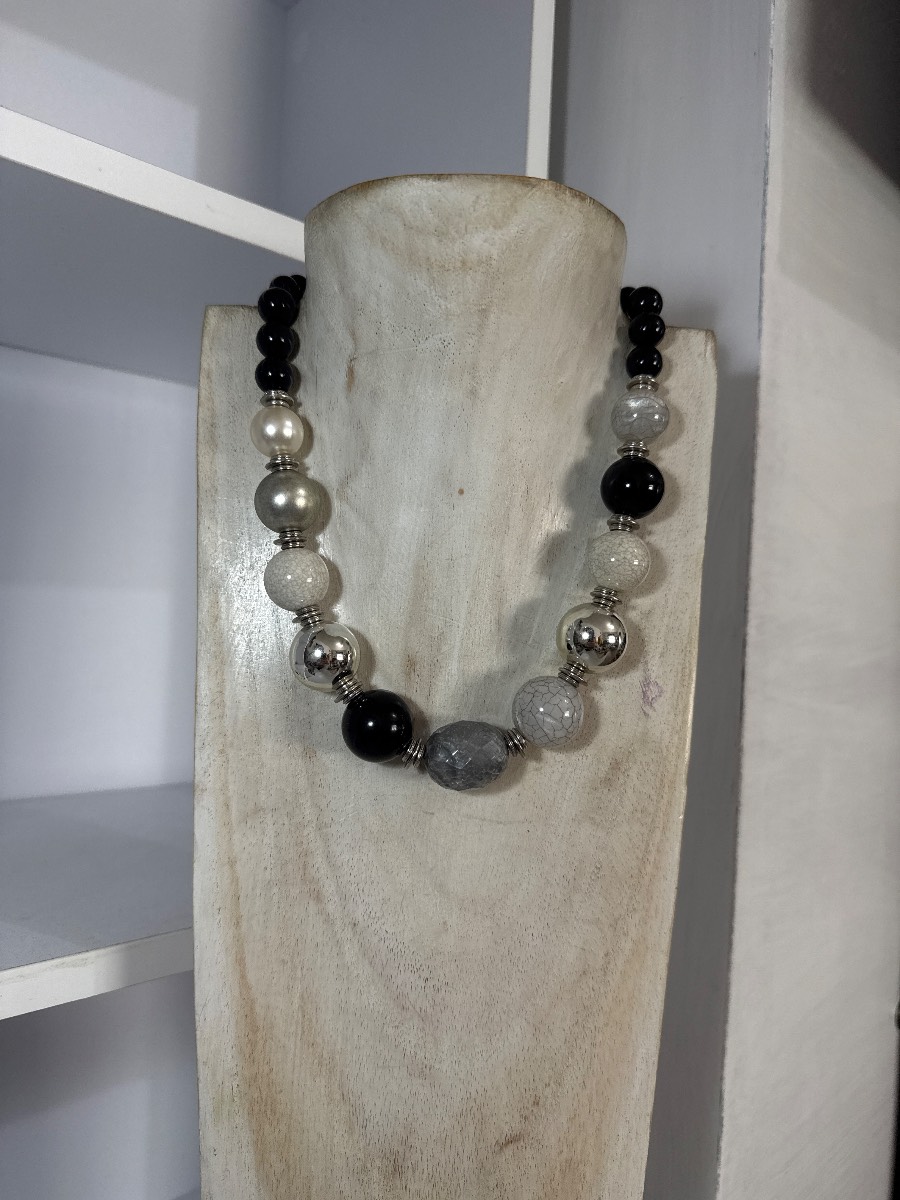 Lovely chunky necklace