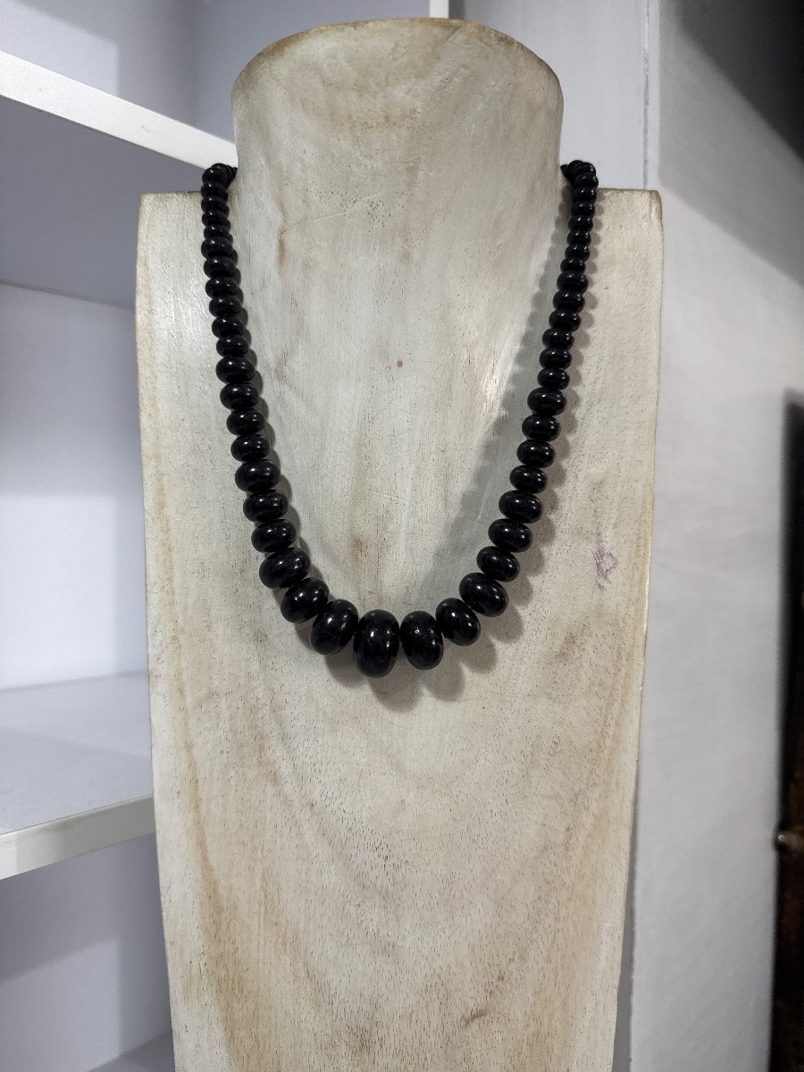 Black bead necklace