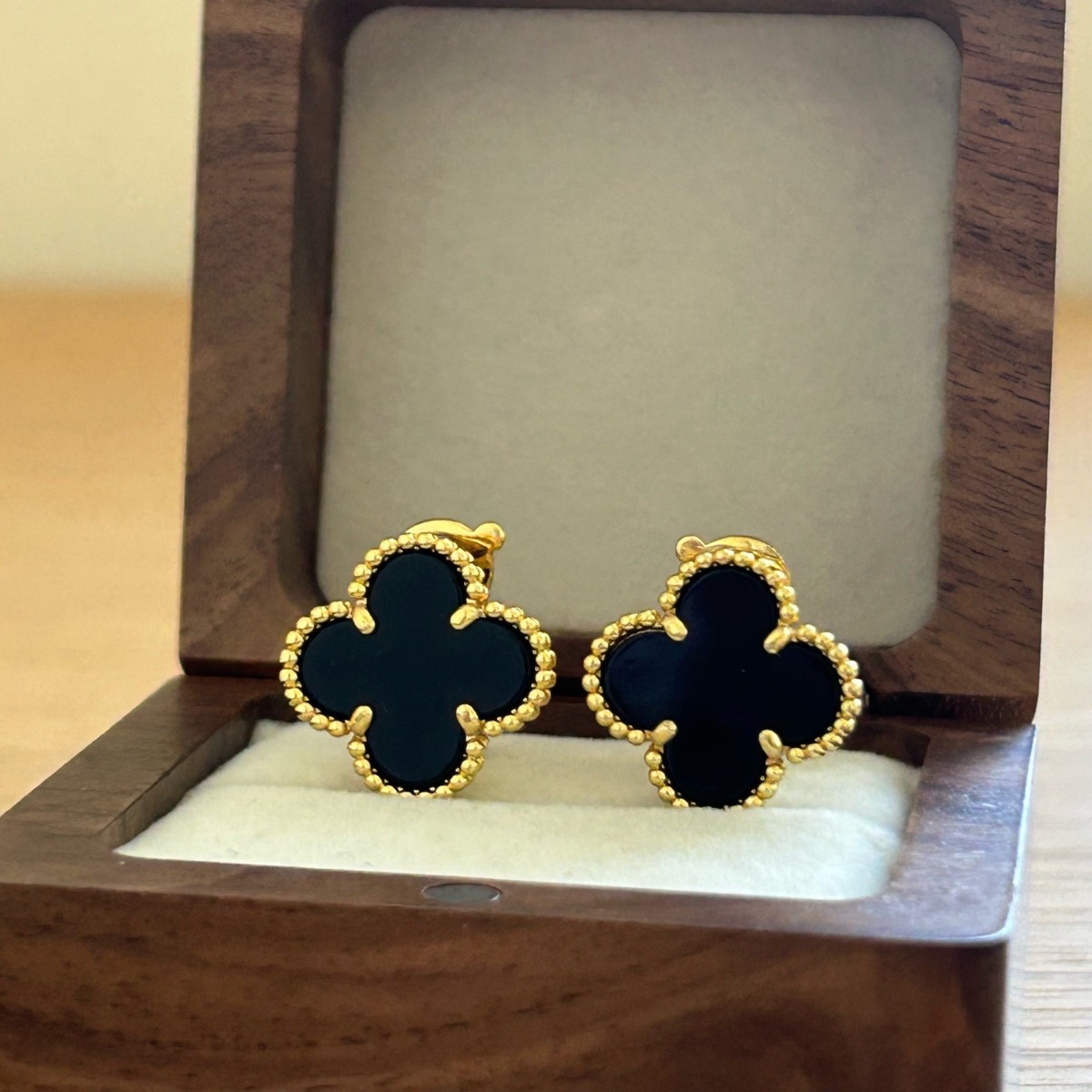 Black clover earrings