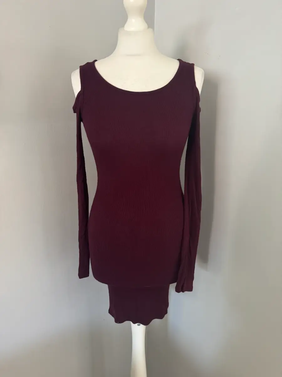 Forever 21 Burgundy Ribbed Cold Shoulder Bodycon Mini Dress Size S (B7)