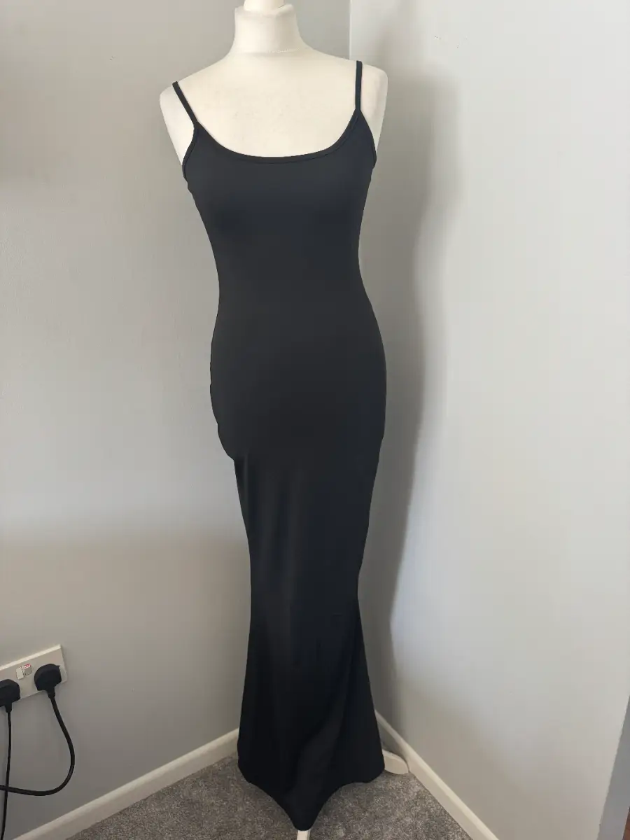 Black Maxi Bodycon Dress Size M 10 Sleeveless Strappy Stretch Evening (B8)