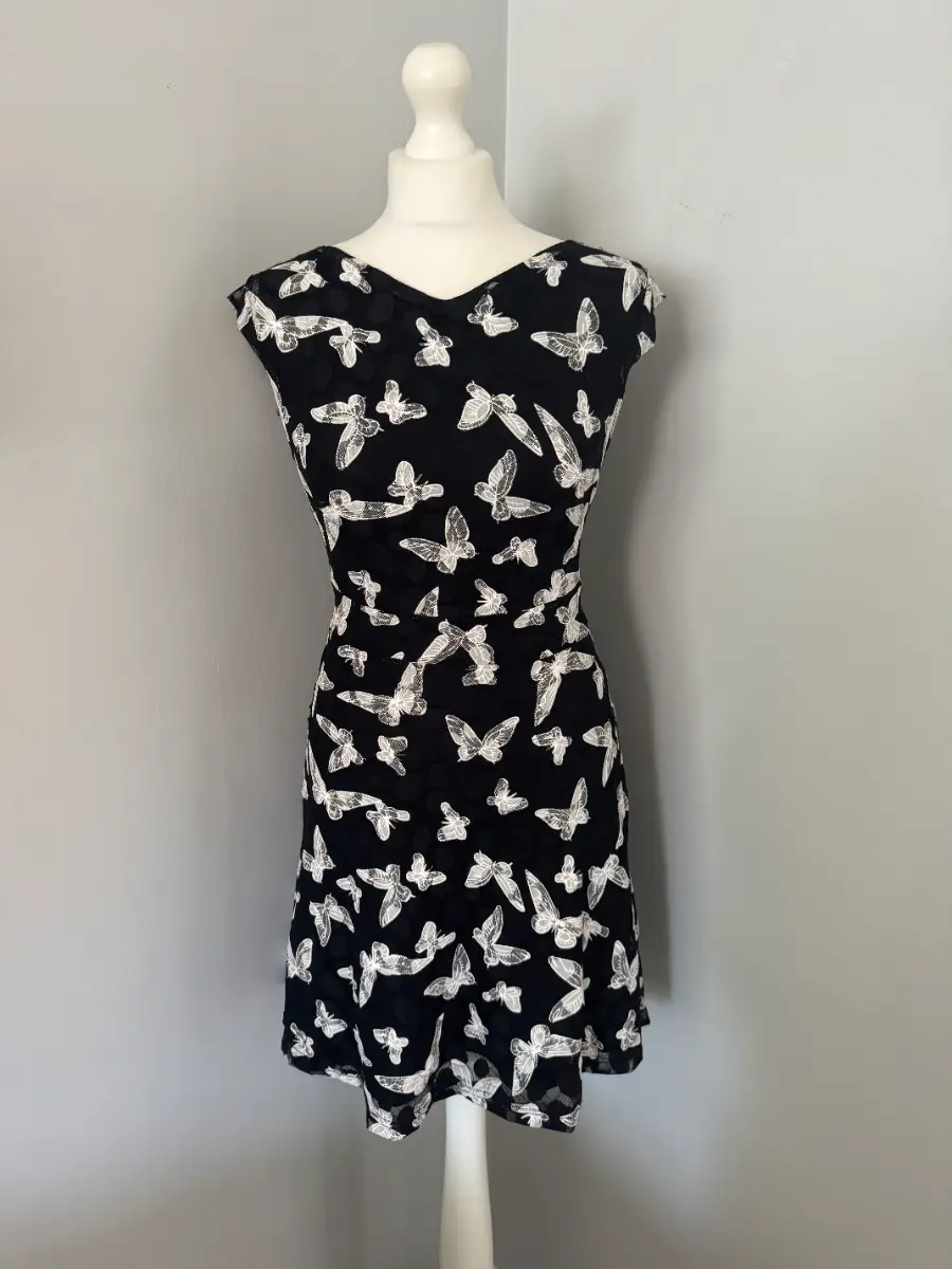 Mela London Butterfly Print Tea Dress 8 Black White Tie Waist Knee Length (B7)