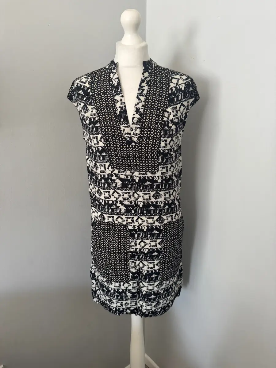 Next Black White Shift Dress UK 8 Geometric Print Split V Neck Pockets (B7)