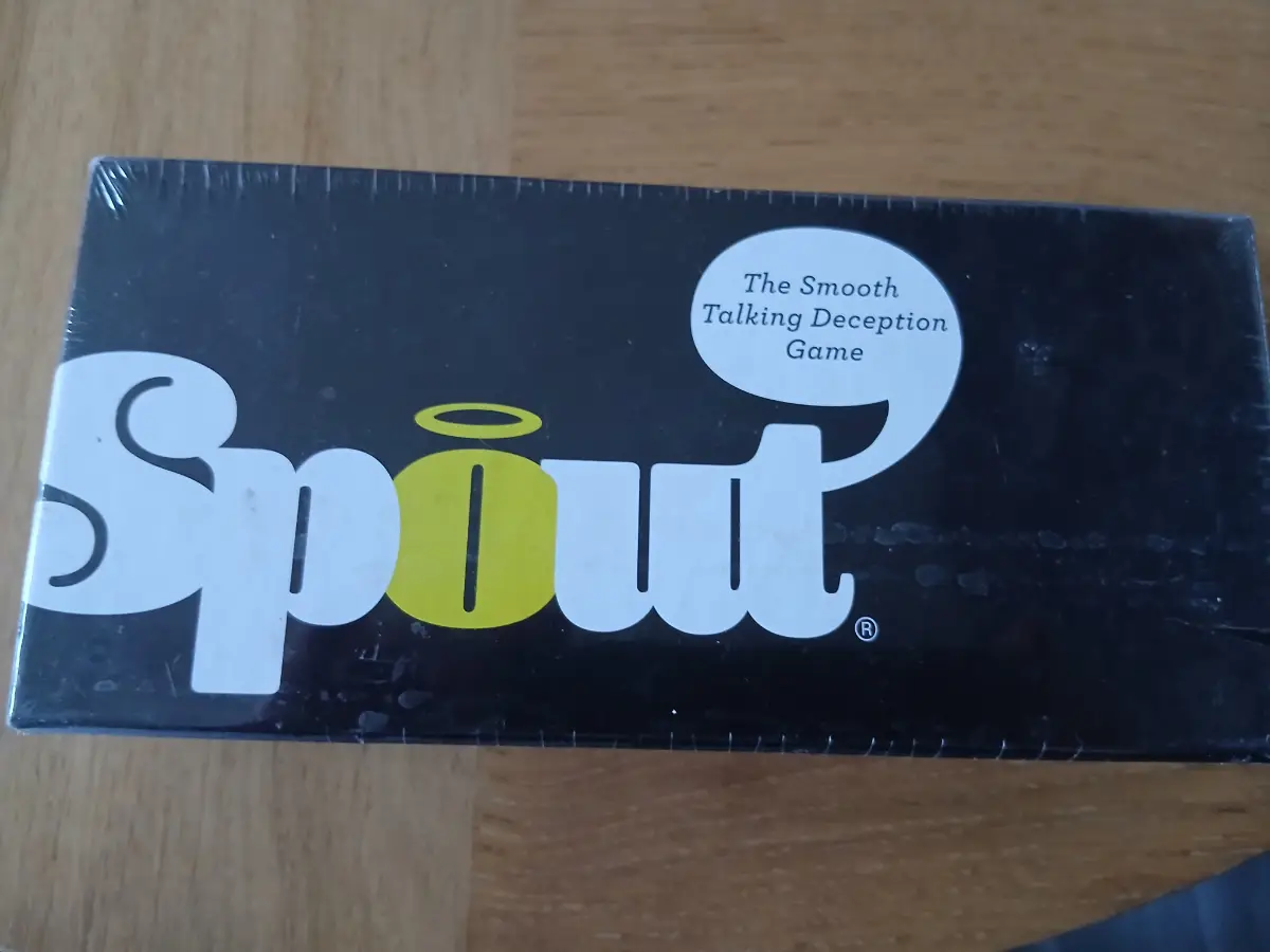 Spout card game.Angel edition.