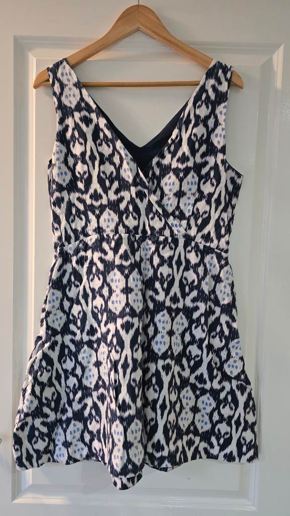 Gorgeous summer  gap linen dress