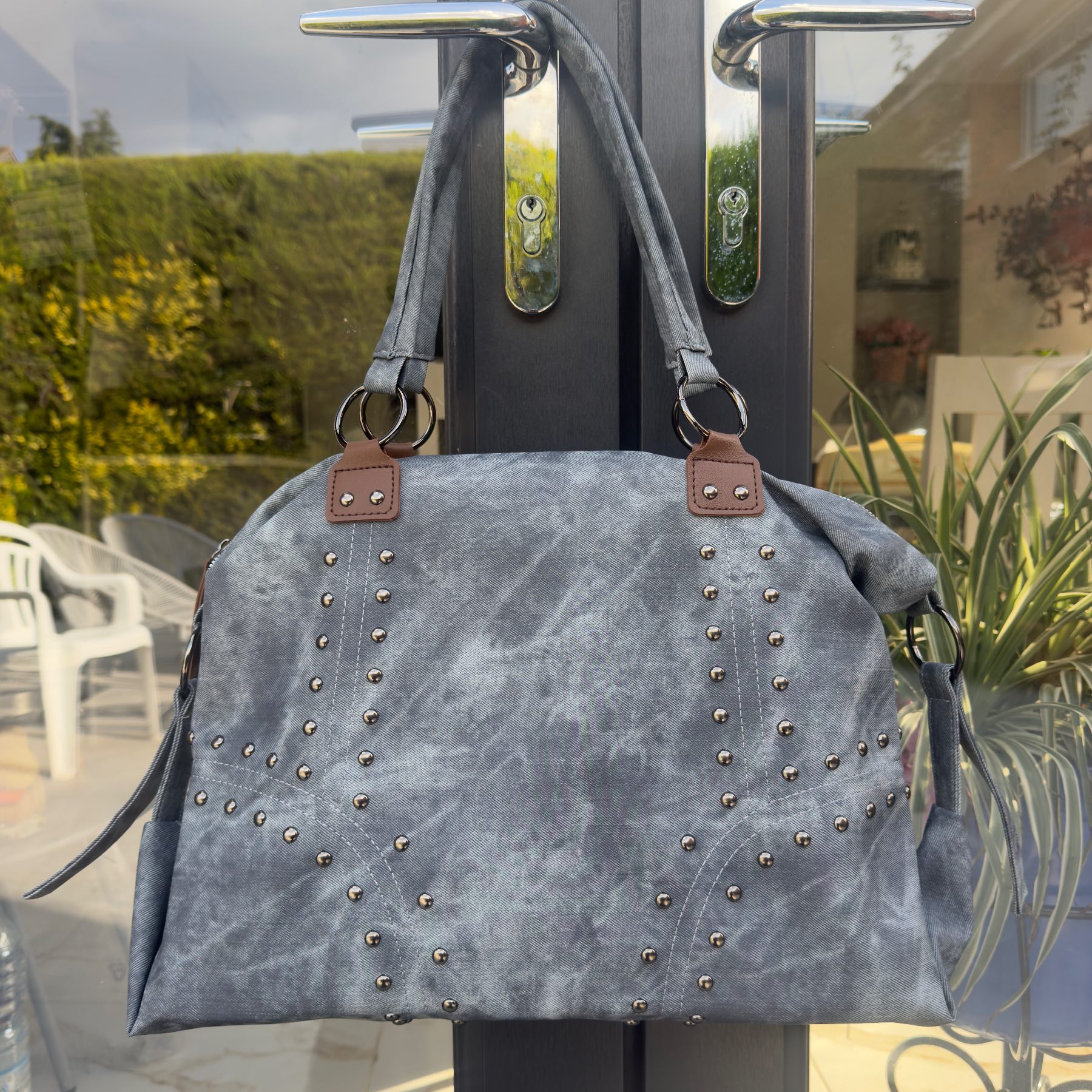 Unbranded Grey Studded Large Shoulder & Travel Bag – Stylish Casual Tote