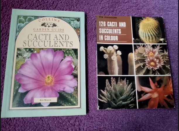 Cacti & succulents 2 Vintage Books