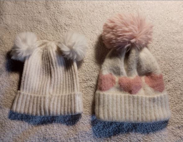 2 beanies cream girls age 2-4 2-3 years, 20 inches