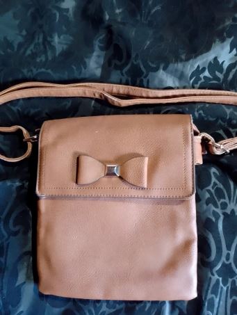 Faux Tan Leather shoulder Bag - used -