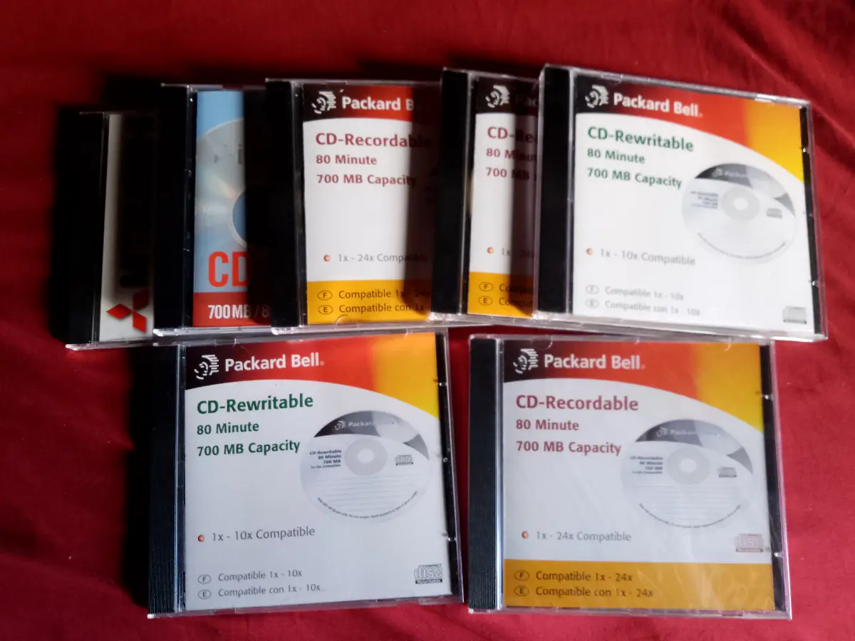 10 blank computer discs packard bell mitsubishi sony