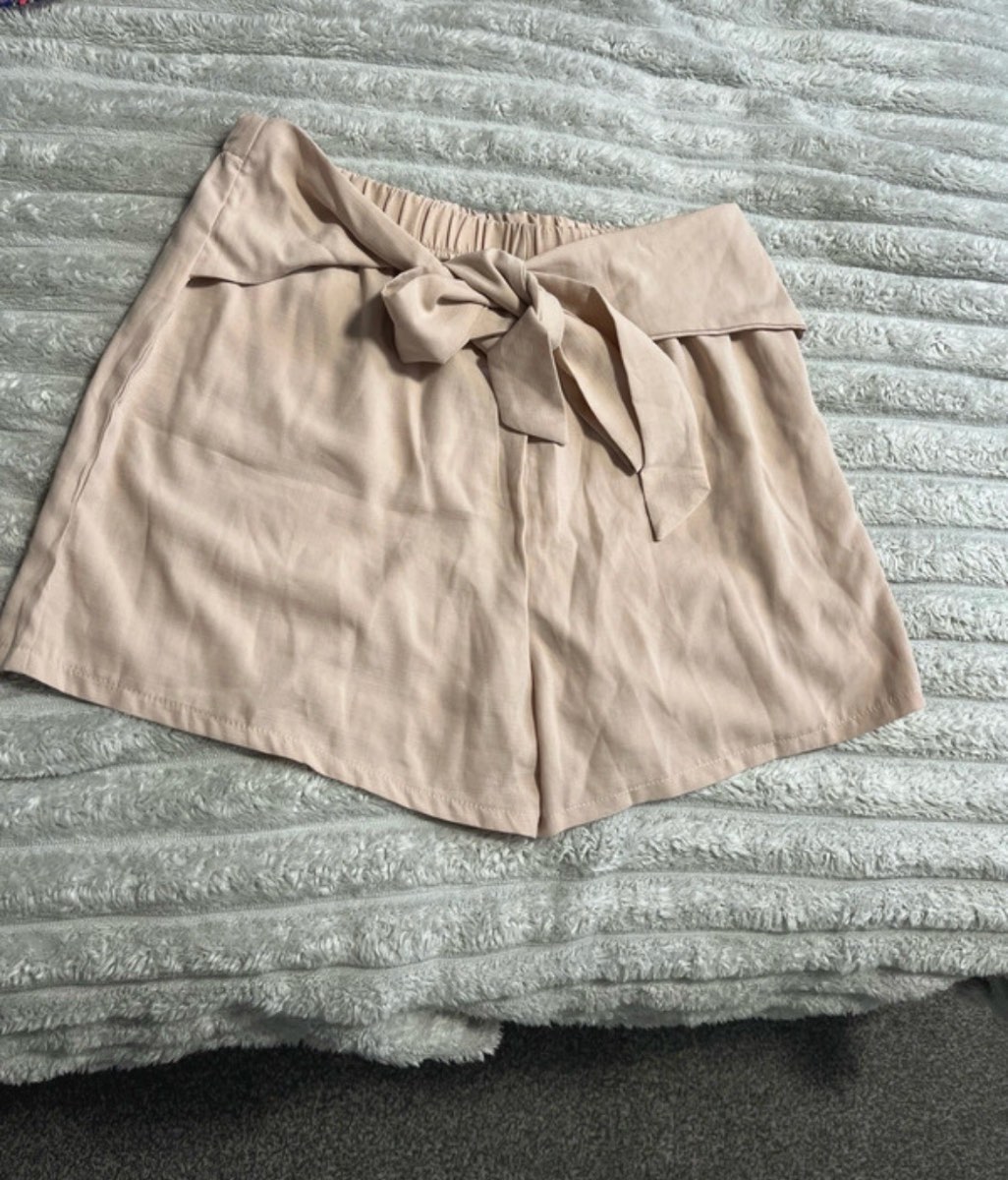 Blush shorts