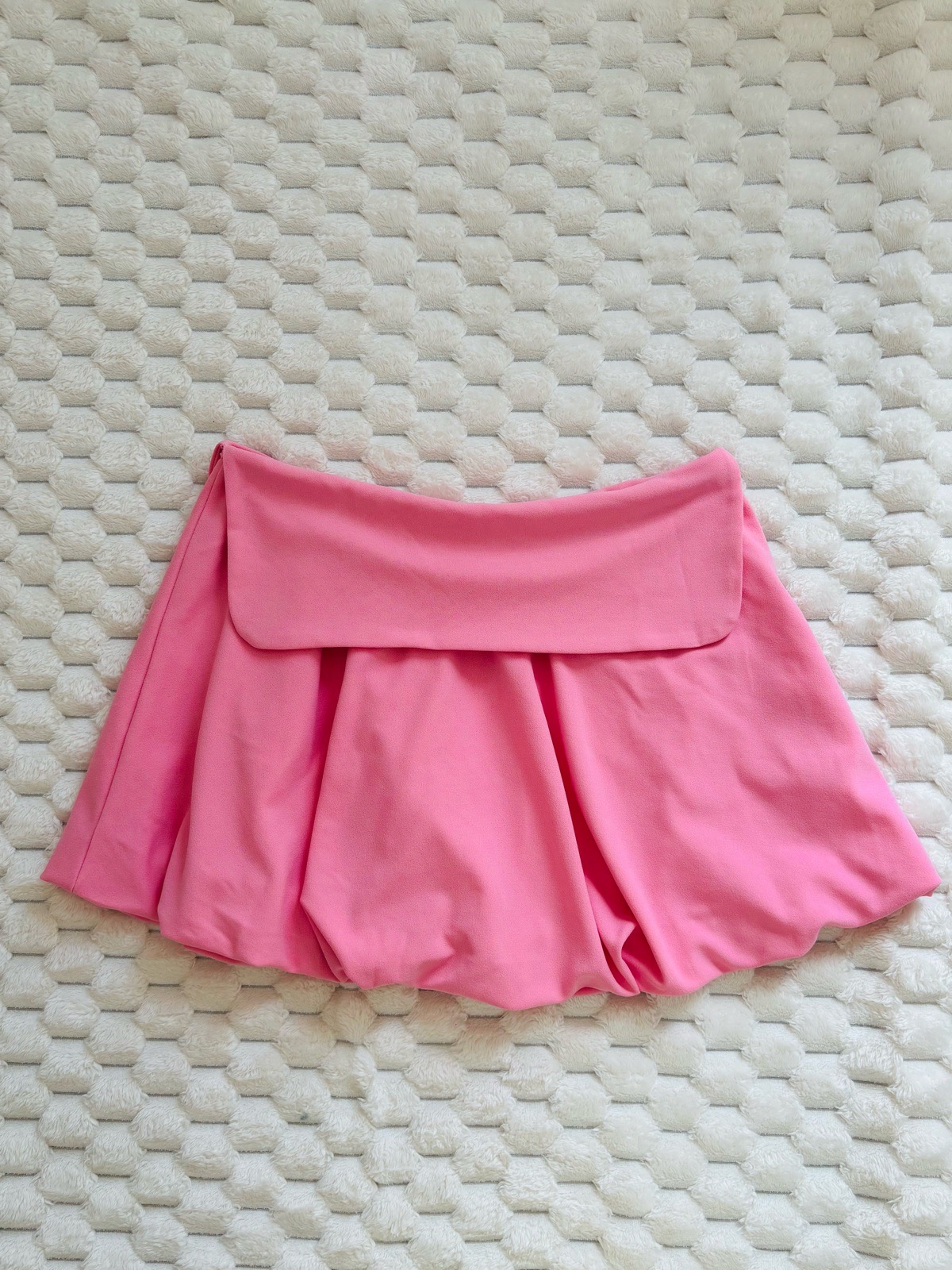 Zara size small hot pink puffball mini skirt