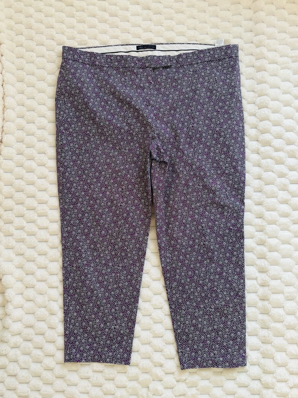 M&S size 22 patterned cropped capri style smart/casual trousers